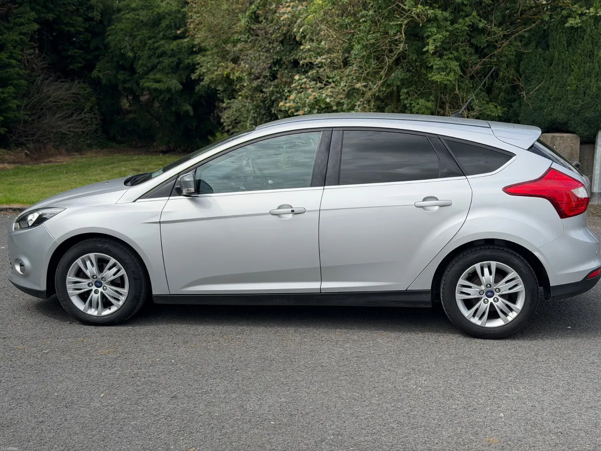 Ford Focus EcoBoost 1L/ Titanium / Full service - Image 5