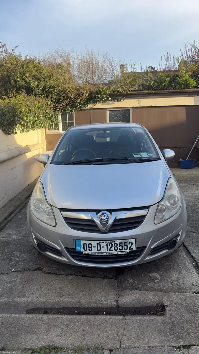 Vauxhall Corsa 2009 - NCT 2027/01 - Image 2
