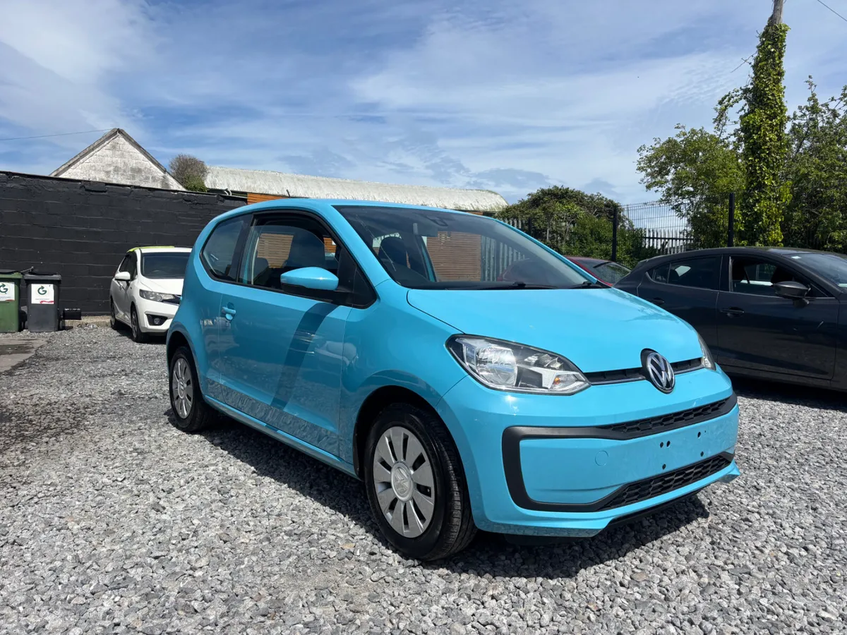 Volkswagen Up! *HEATED SEATS* - Image 3