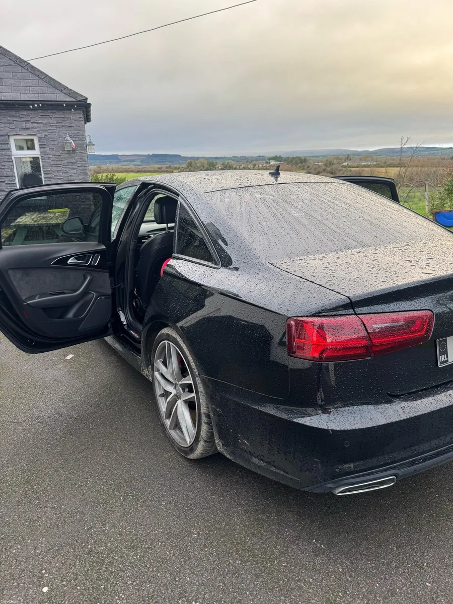 Audi A6 3.0V6 Tdi Quattro Black Editon 276PS - Image 3