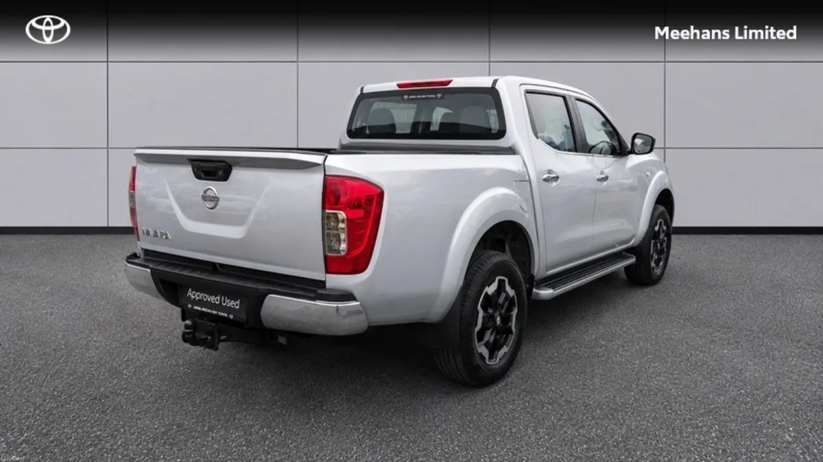 Nissan Navara 2.3 DSL SV 190 DIFF LK DOUBLE - Image 2