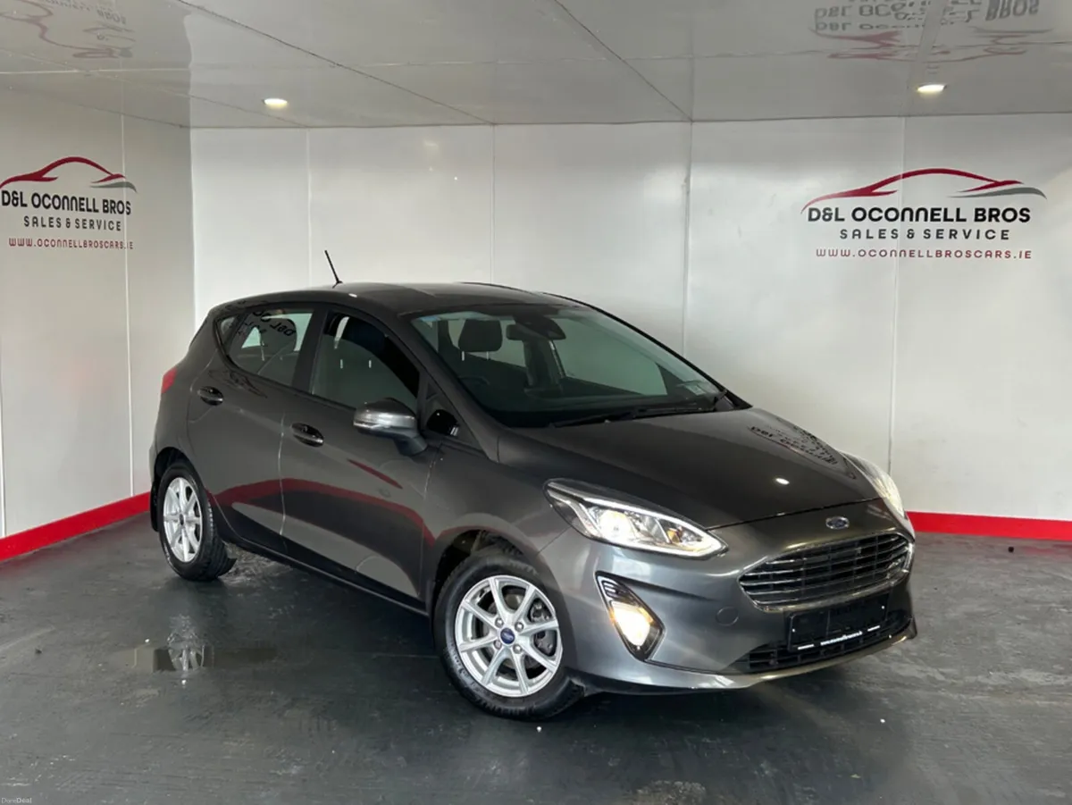 Ford Fiesta TITANIUM 1.10 85PS 5SPEED 4DR - Image 1