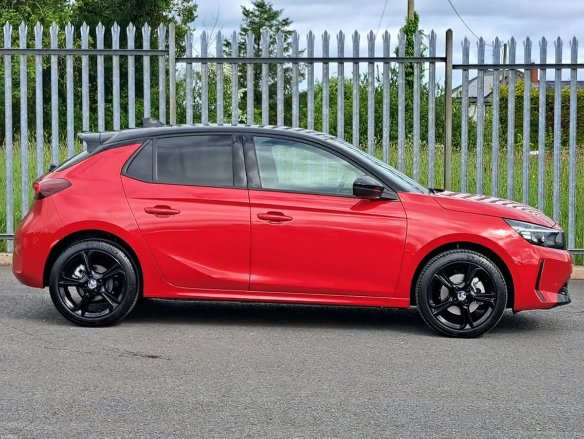 Opel Corsa ULTIMATE 1.2TURBO 130BHP 8 SPEED AUTOMA - Image 4