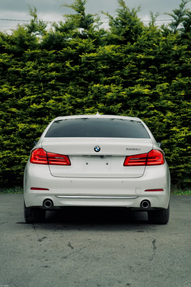 BMW 523d 2.0  Luxury 2017 - Image 4