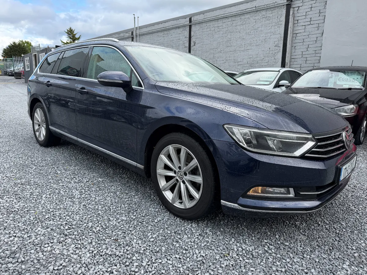 2017 (171) Volkswagen Passat 1.6 TDI Highline - Image 1