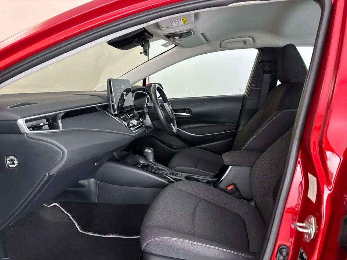 Toyota Corolla HYBRID LUNA SALOON - Image 6