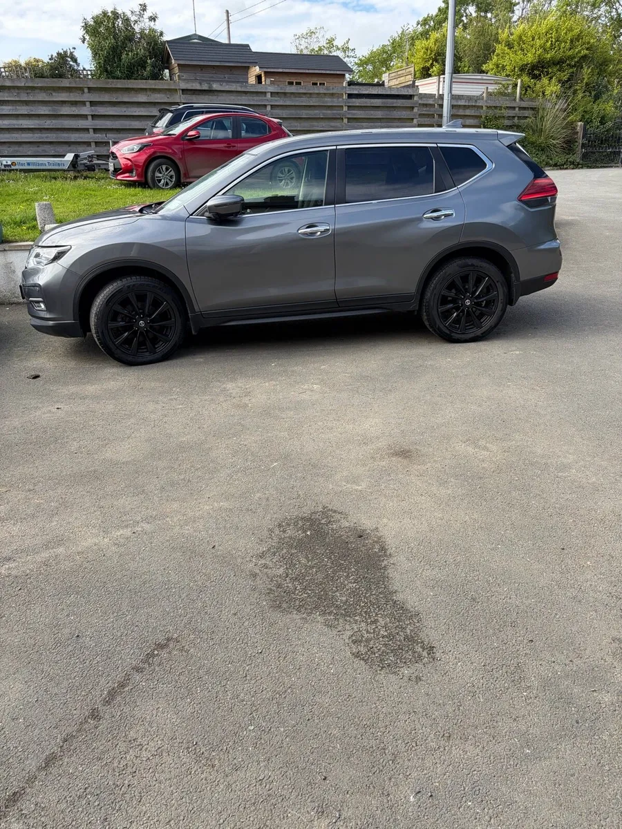 2018 Nissan trail 7 seater. - Image 1