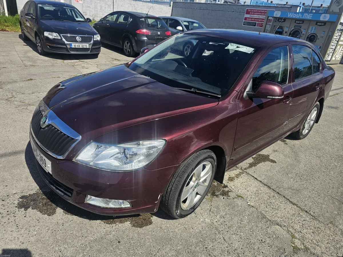 2010 Skoda Octavia - Image 2