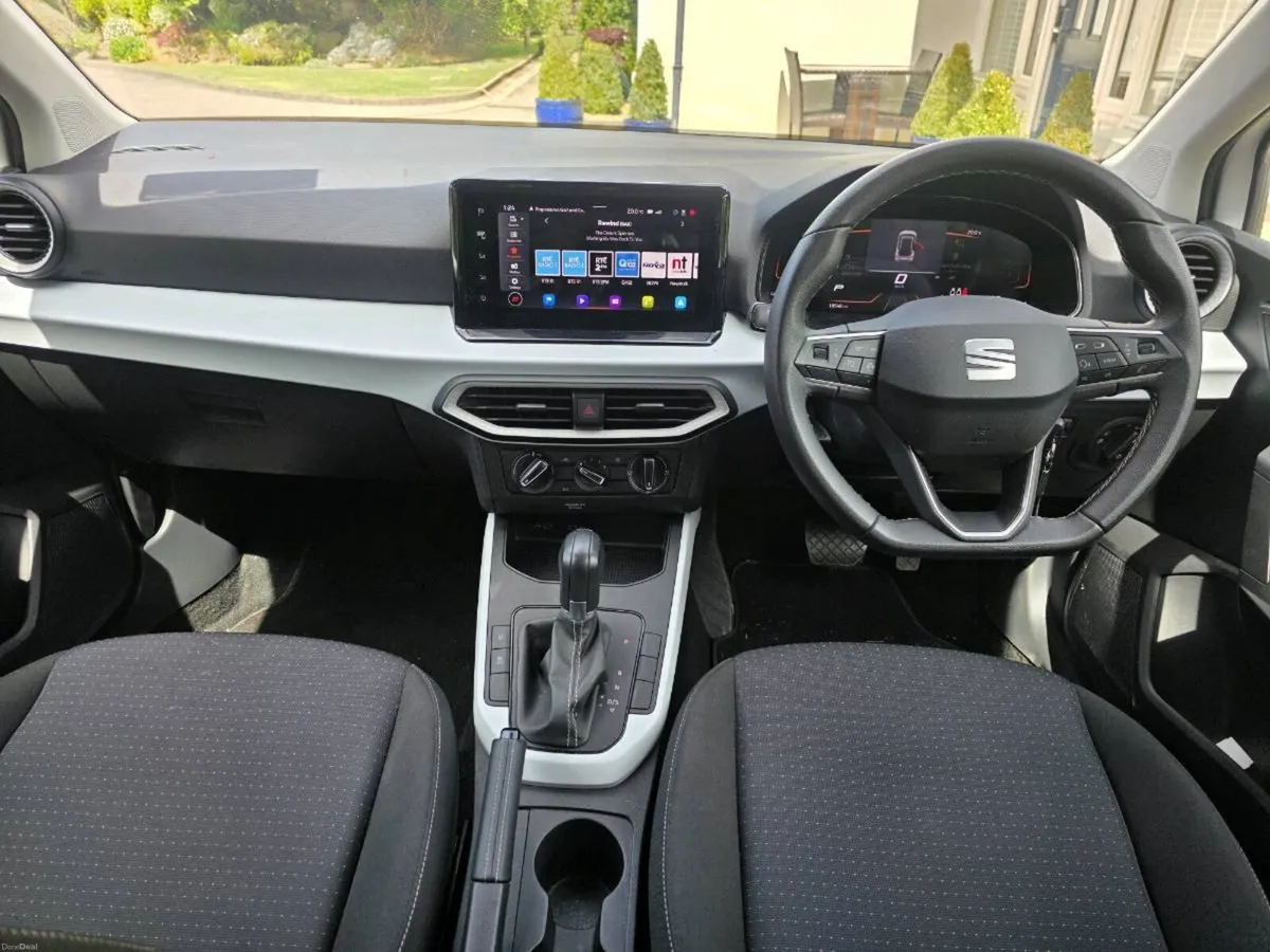 Seat Arona automatic - Image 4