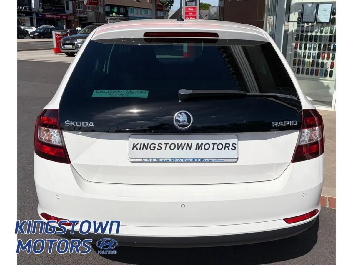 Skoda Rapid 1.2tsi 90HP 4DR - Image 4