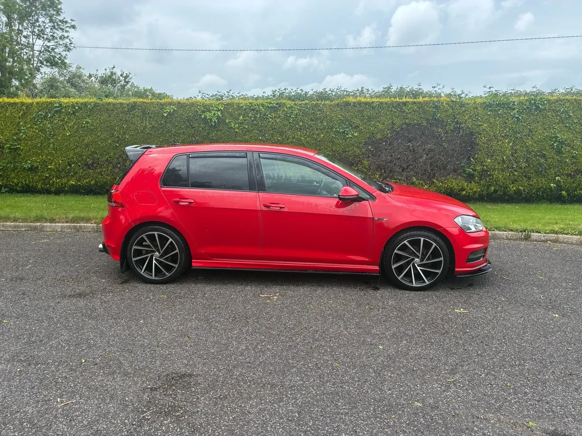 Volkswagen Golf r line - Image 2