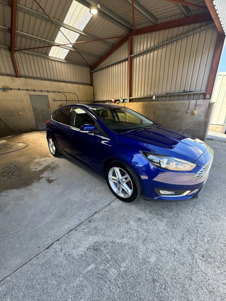 Ford Focus 1.5 Diesel Excellent Condition - Image 2