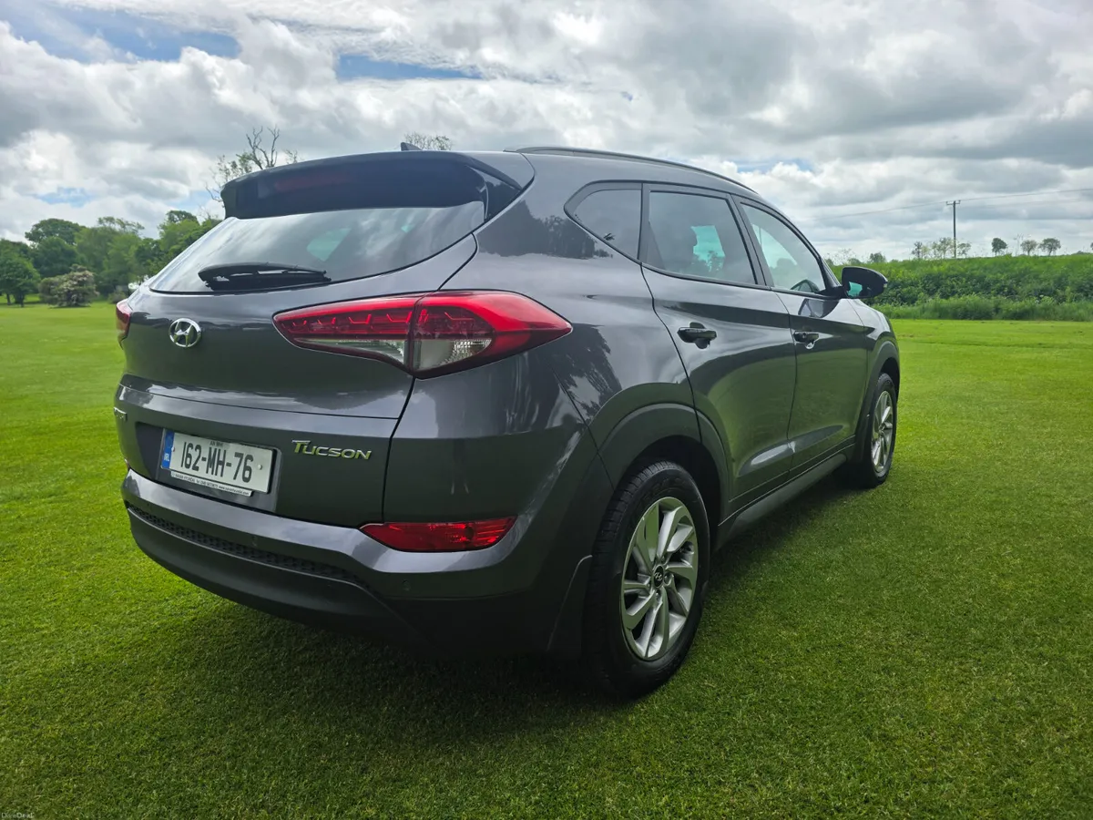 Hyundai Tucson 2016 ( NCT and TAX )) - Image 4
