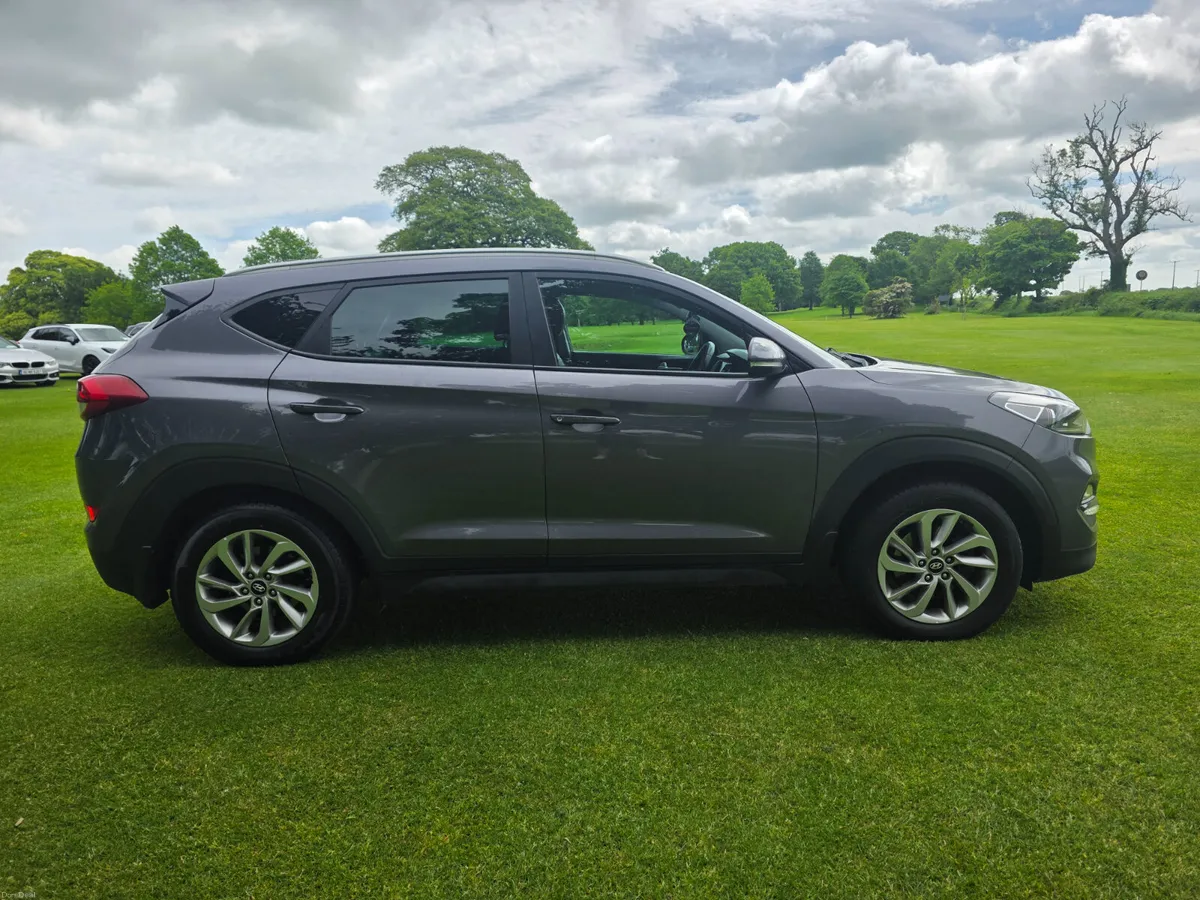 Hyundai Tucson 2016 ( NCT and TAX )) - Image 2