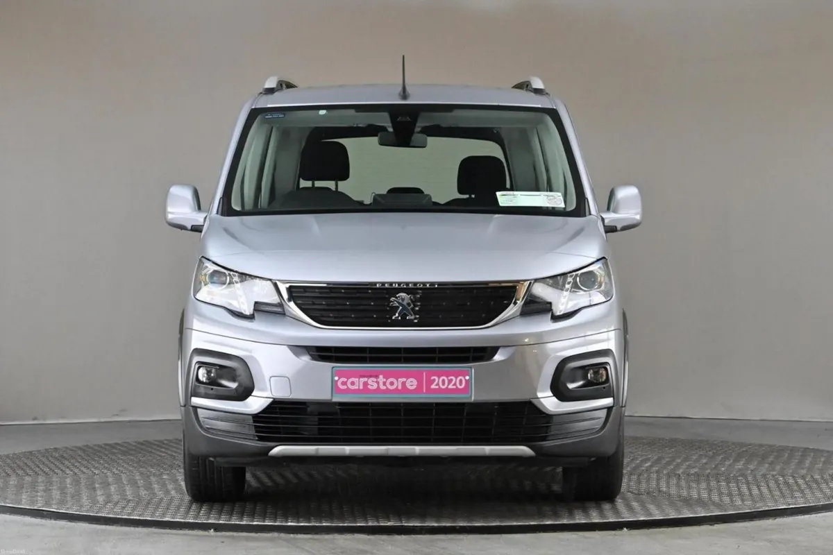 Peugeot Rifter 1.5 HDI 5SPD ALLURE 5SEATS **REVERS - Image 2