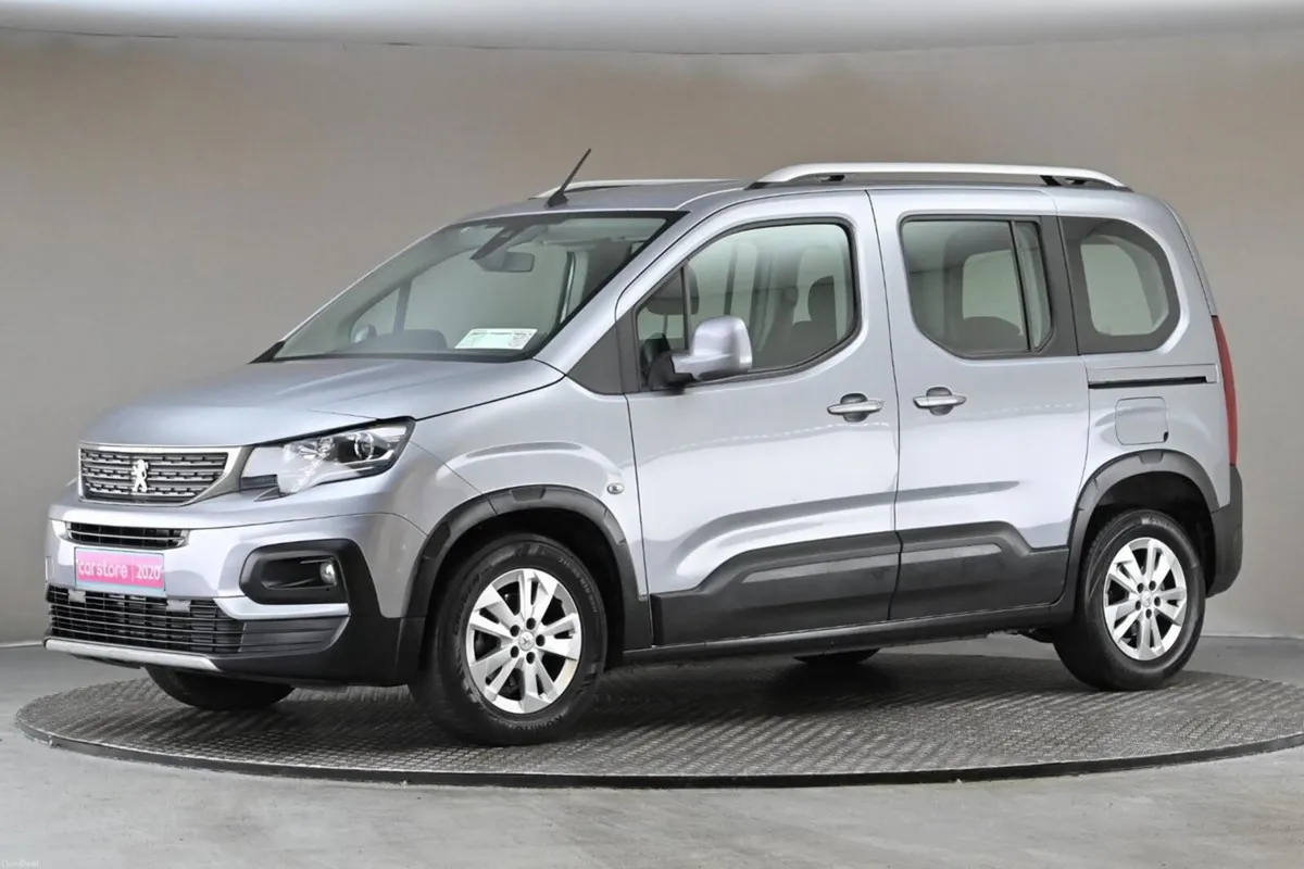 Peugeot Rifter 1.5 HDI 5SPD ALLURE 5SEATS **REVERS - Image 4