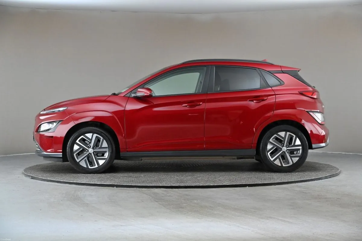 Hyundai KONA EV ULTIMATE **HIGH SPEC **FULL LEATHE - Image 5