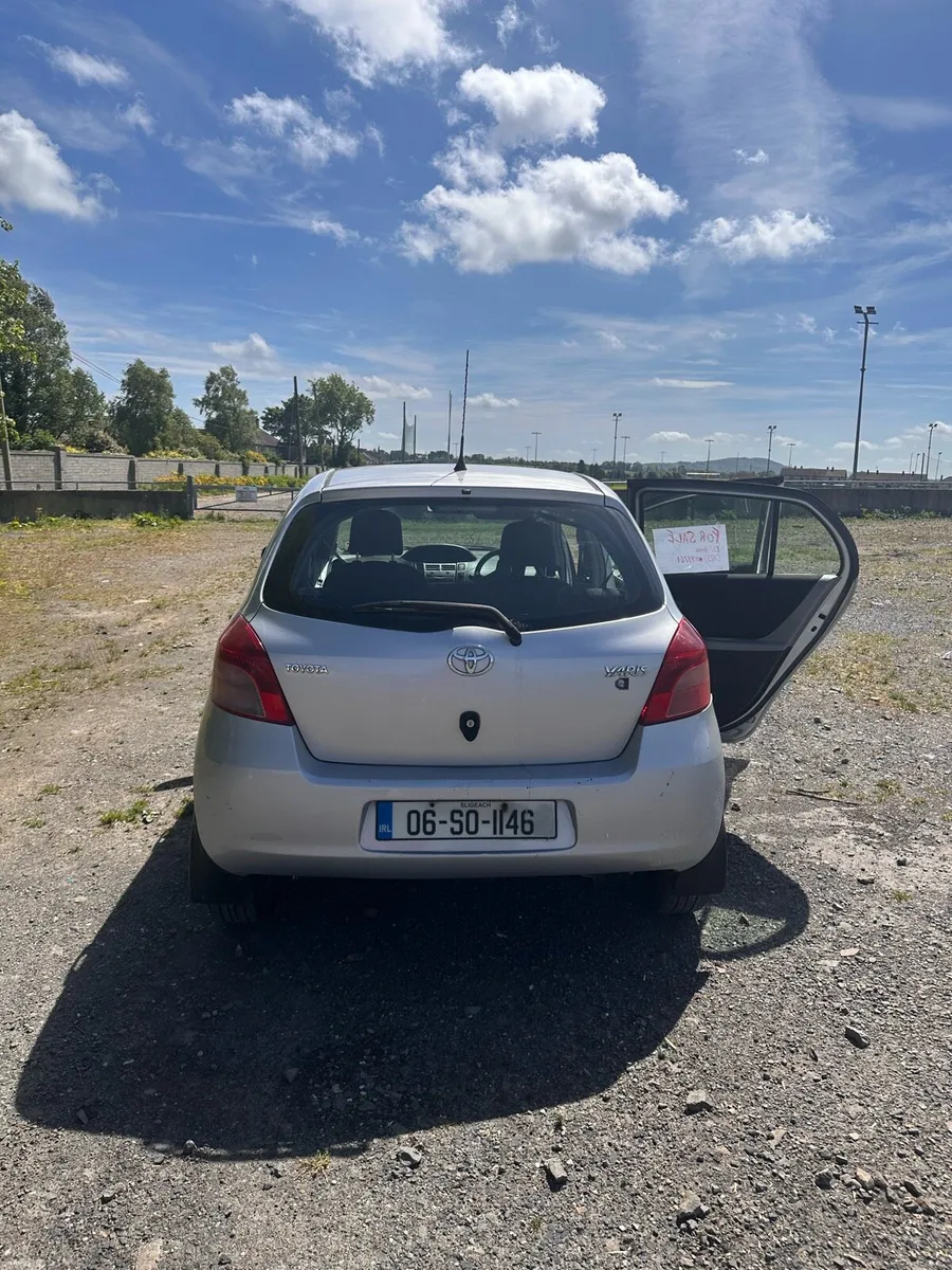 Toyota Yaris - Image 4