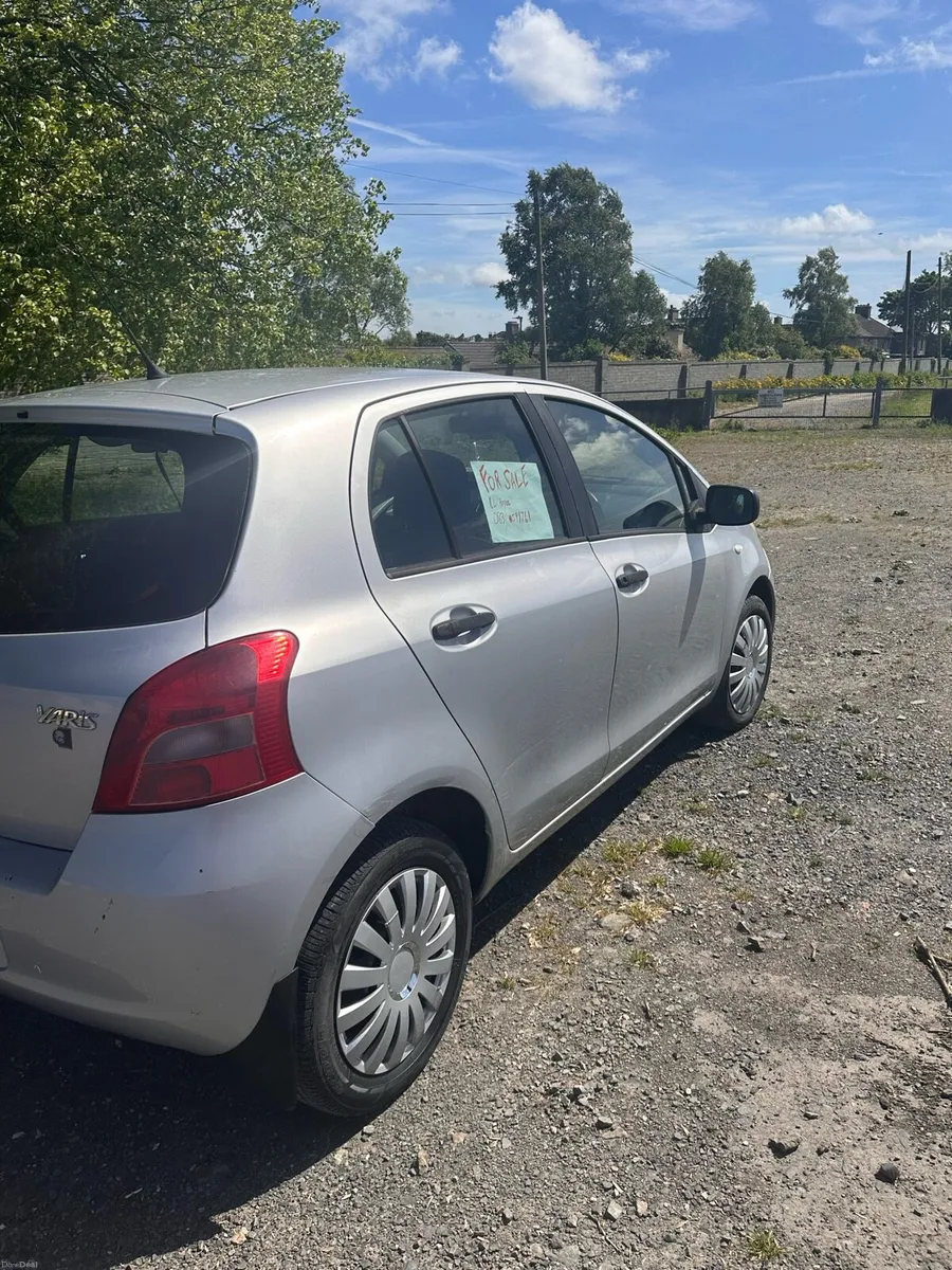 Toyota Yaris - Image 2