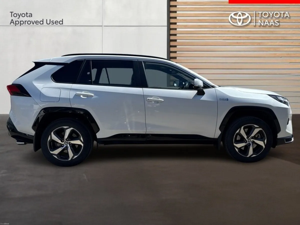 Toyota RAV4 RAV4 PLUG-IN HYBRID SOL - Image 3