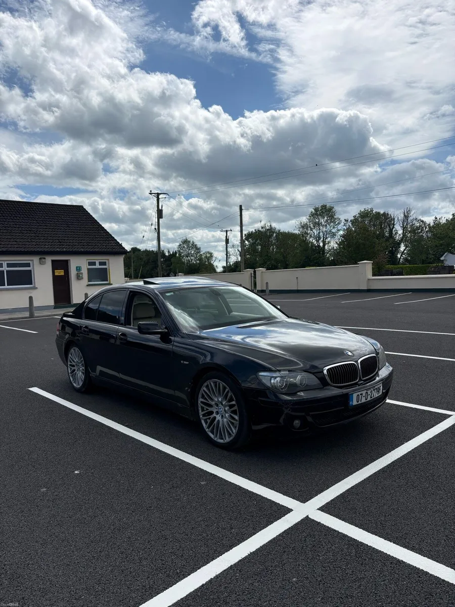 Bmw 730 - Image 1
