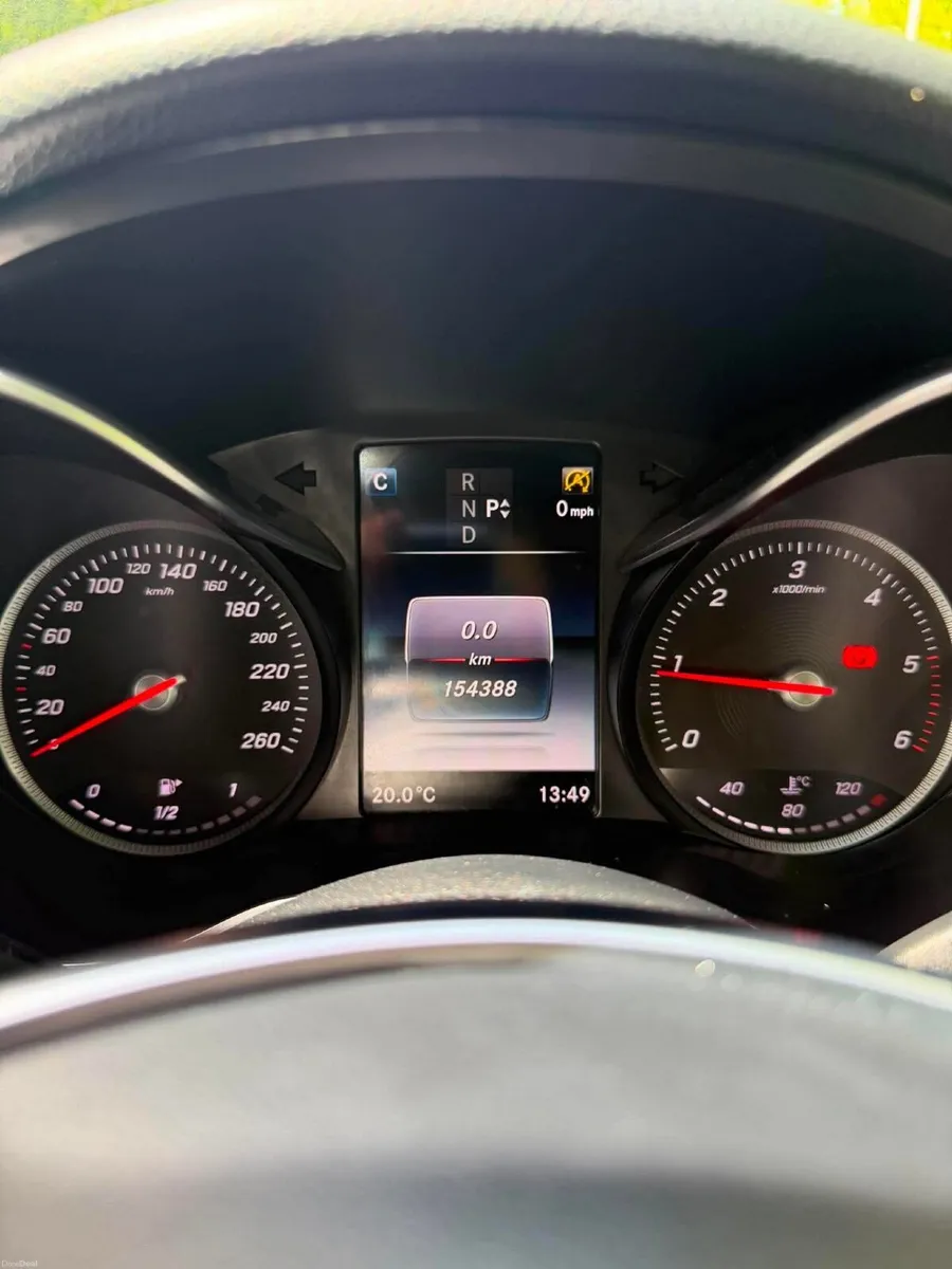 Mercedes-Benz C-Class 2018 - Image 3