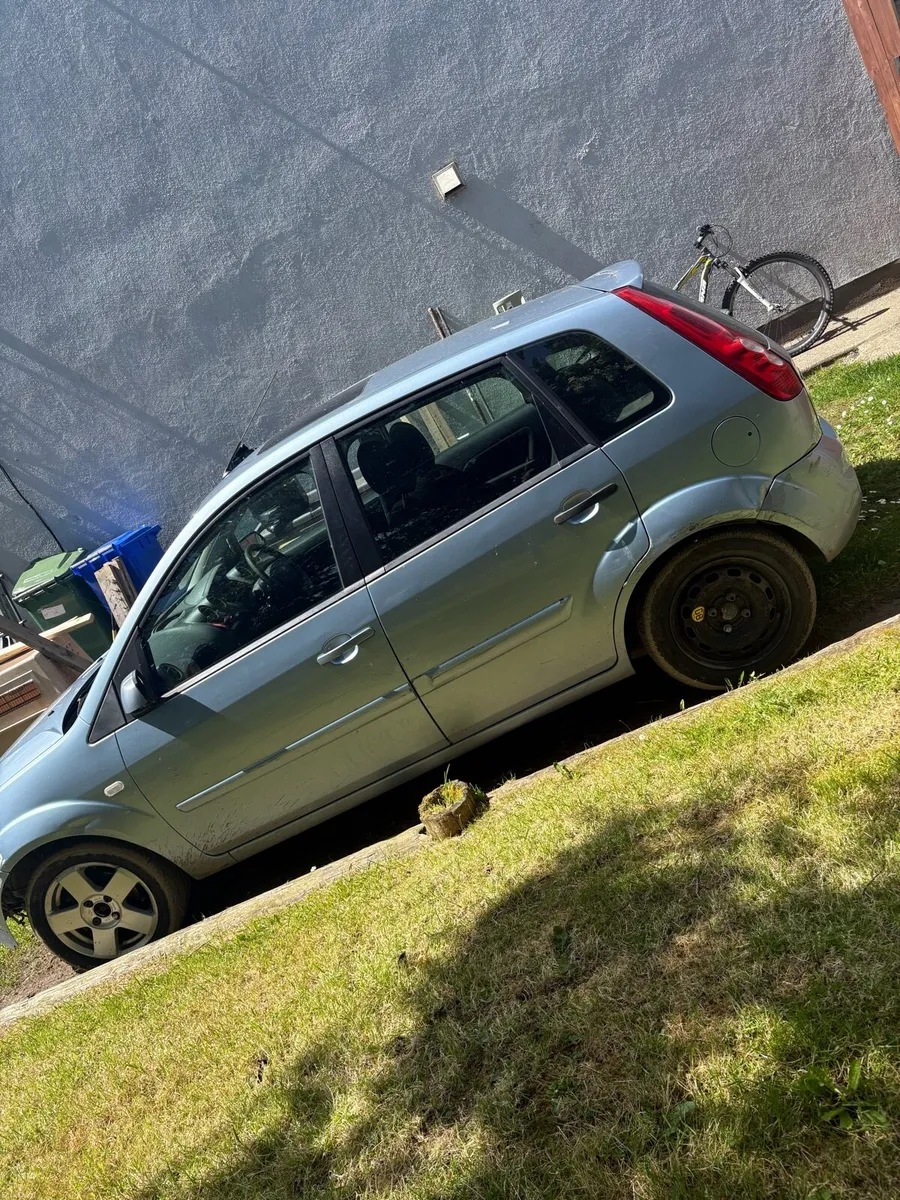 Ford fiesta - Image 3