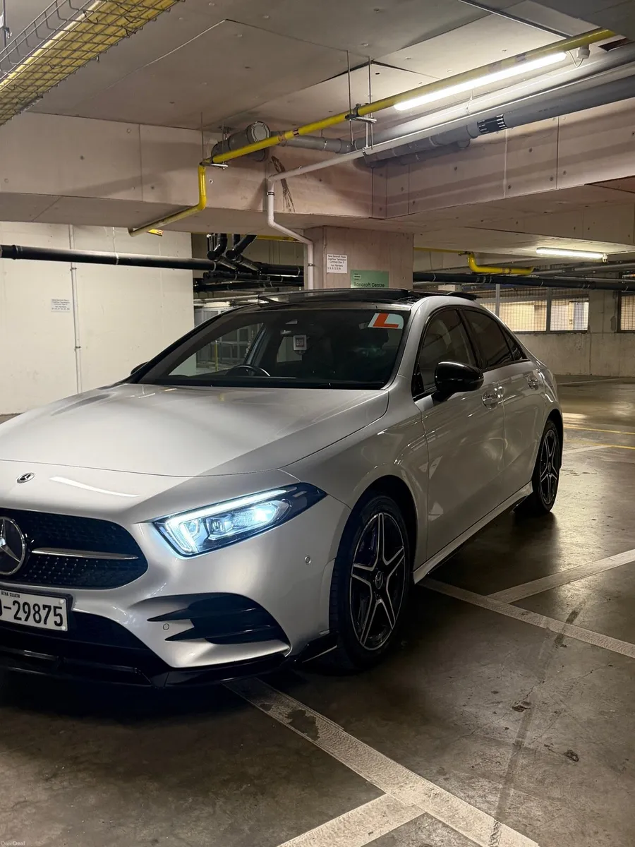 Mercedes benz a250e - Image 3