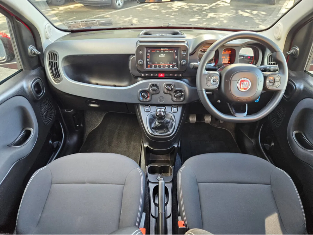 Fiat Panda 1.0 CROSS 5DR - Image 2