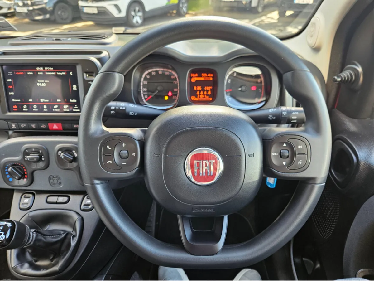 Fiat Panda 1.0 CROSS 5DR - Image 4