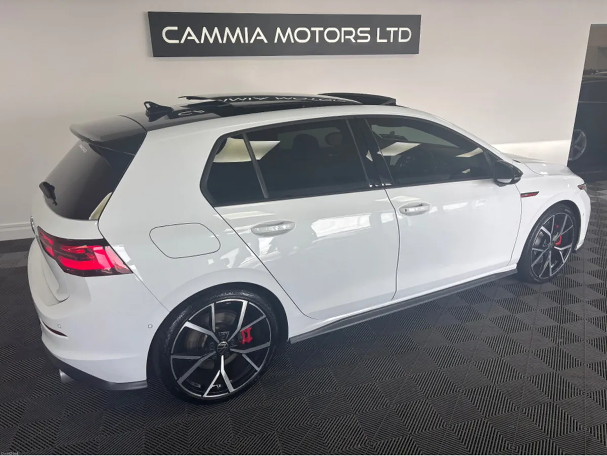 Volkswagen Golf *VOLKSWAGEN GOLF GTI* *2021* *PERF - Image 5