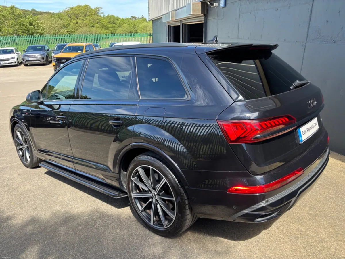 Audi Q7 3.0 TFSIE SLINE BLK ED 55 381PS QUATTRO ET - Image 4