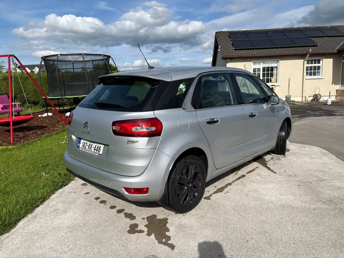 142 CITROEN C4 PICASSO 1.6 DIESEL EXECUTIVE - Image 3