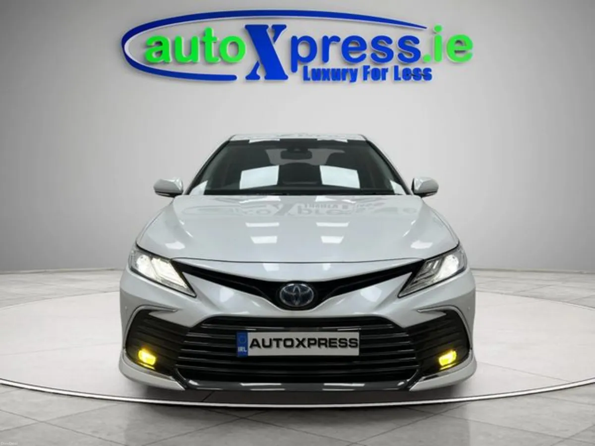 Toyota Camry **HIGH SPEC G Model** Automatic - Image 3