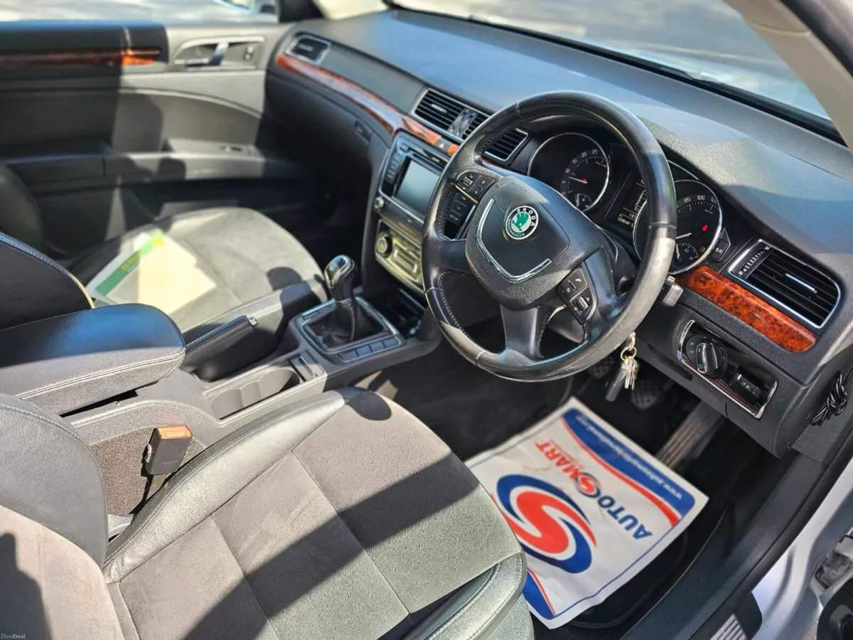 Skoda Superb - Image 4