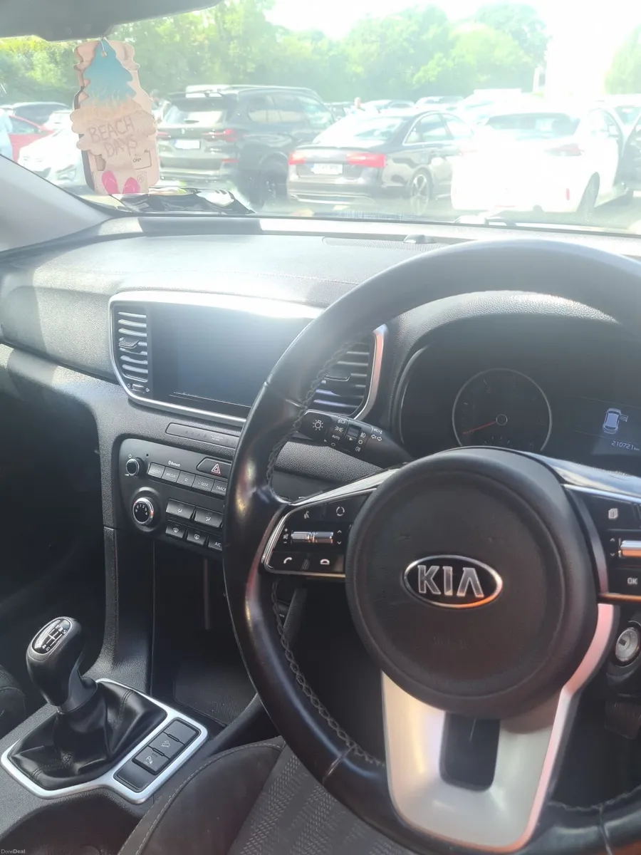 Kia Sportage 2019 - Image 2