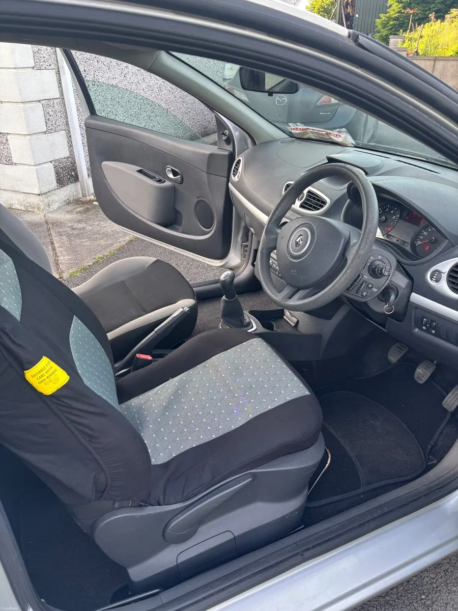 Renault Clio 2012 New NCT - Image 4
