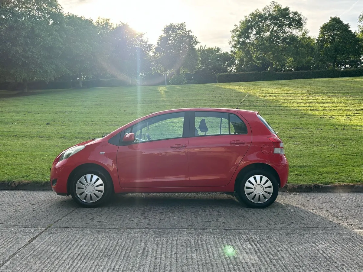 2010 Toyota Yaris 1.0 LUNA Manual 5DR NCT 2/27 TXD - Image 4