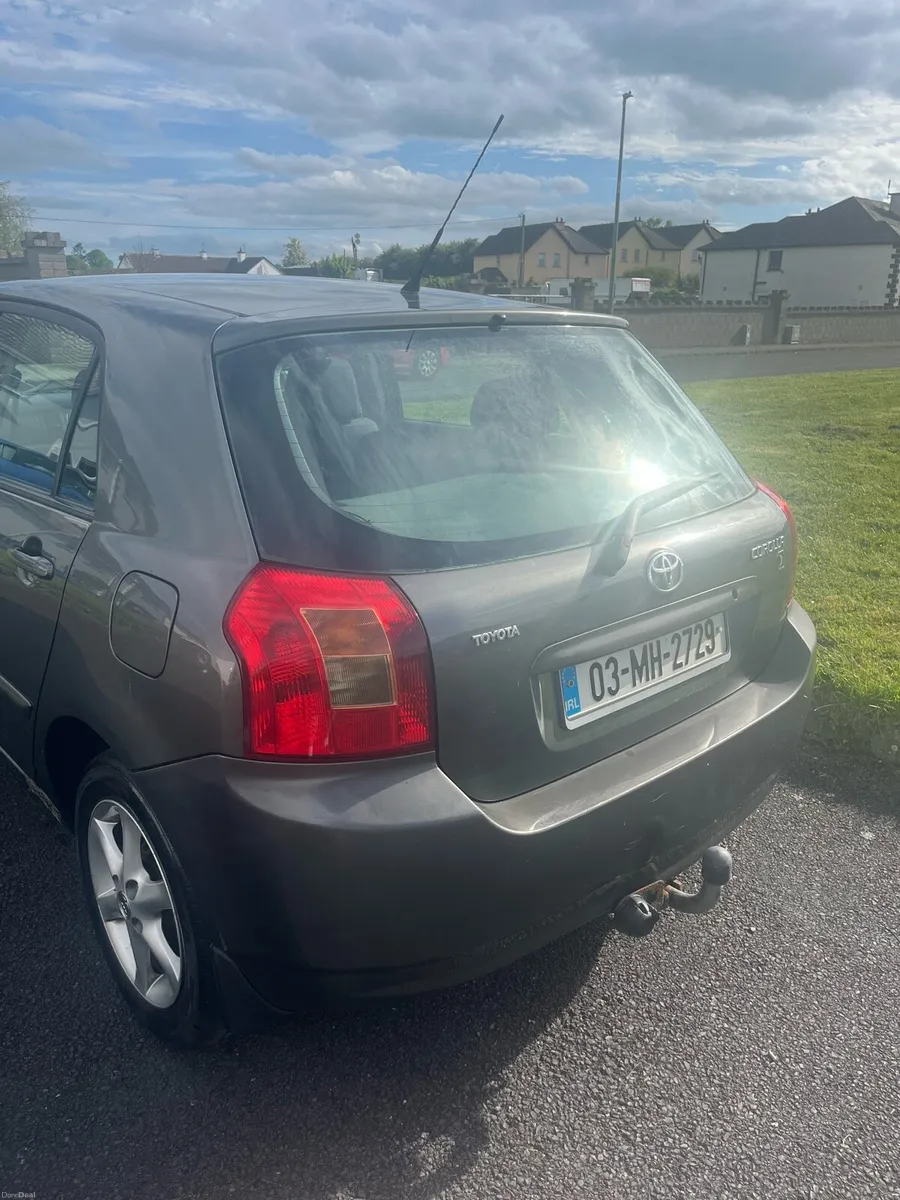 Car - Image 1