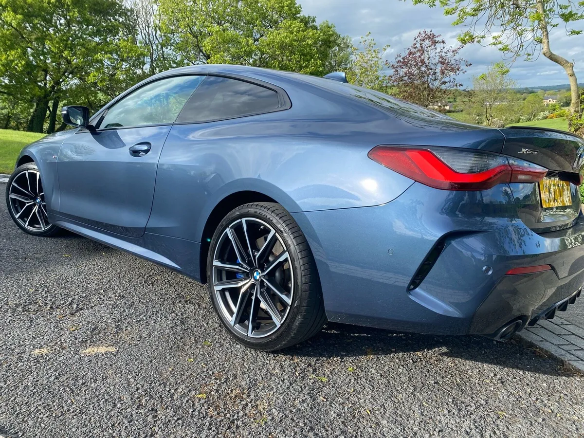 Car - Image 2