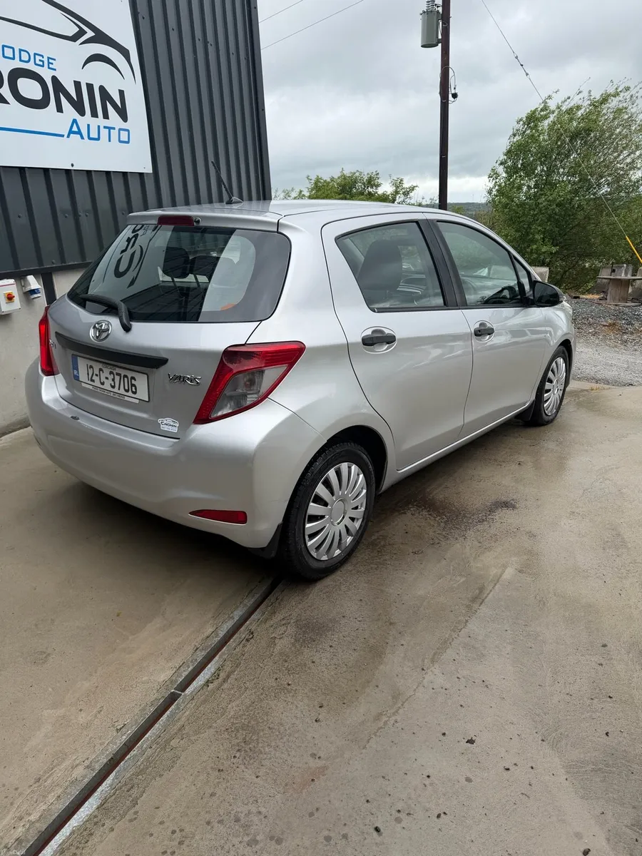 Toyota Yaris - Image 2