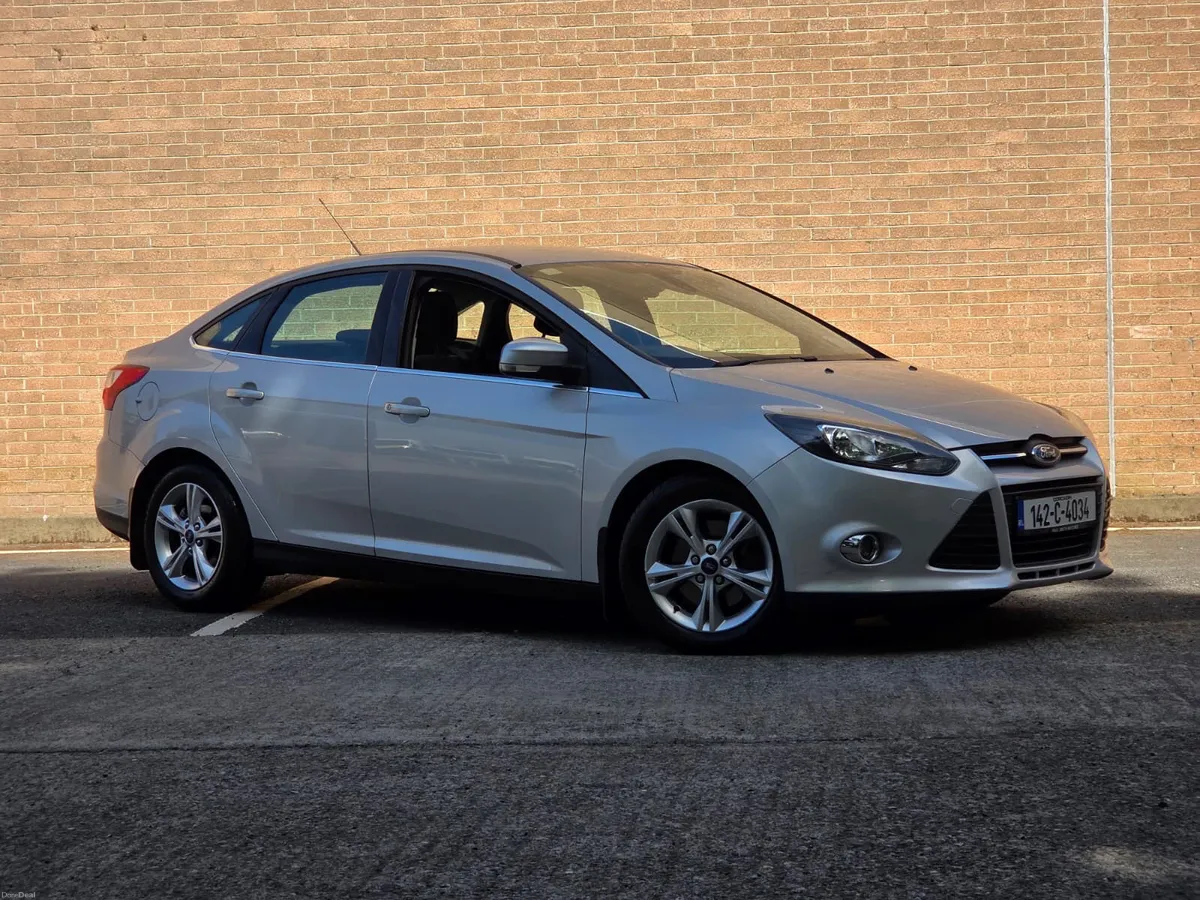 Ford Focus 2014 - Image 2