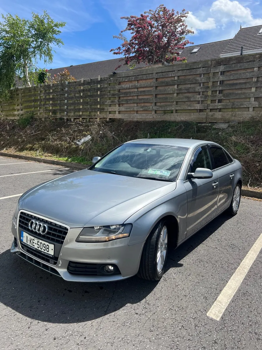 Audi A4 2011 - Image 1