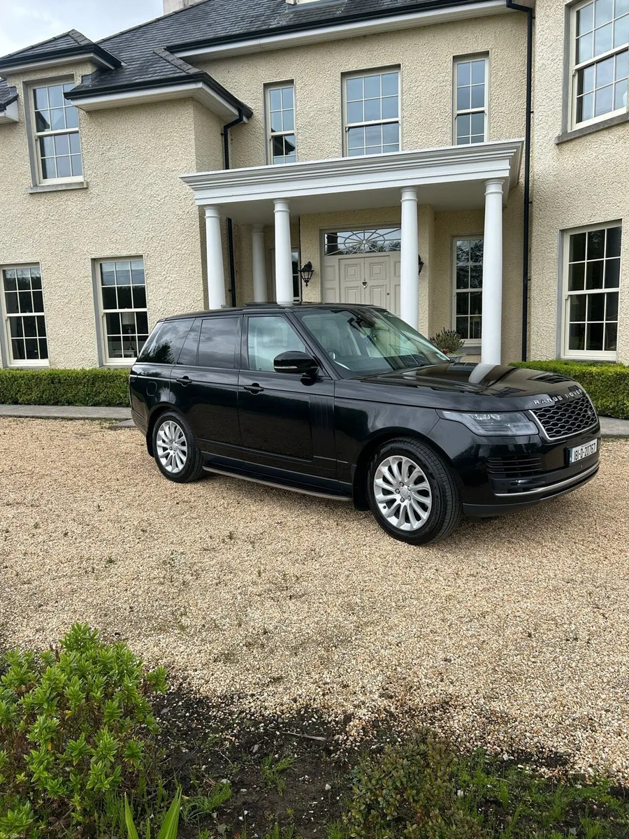 2018 Range Rover Vogue - Image 2