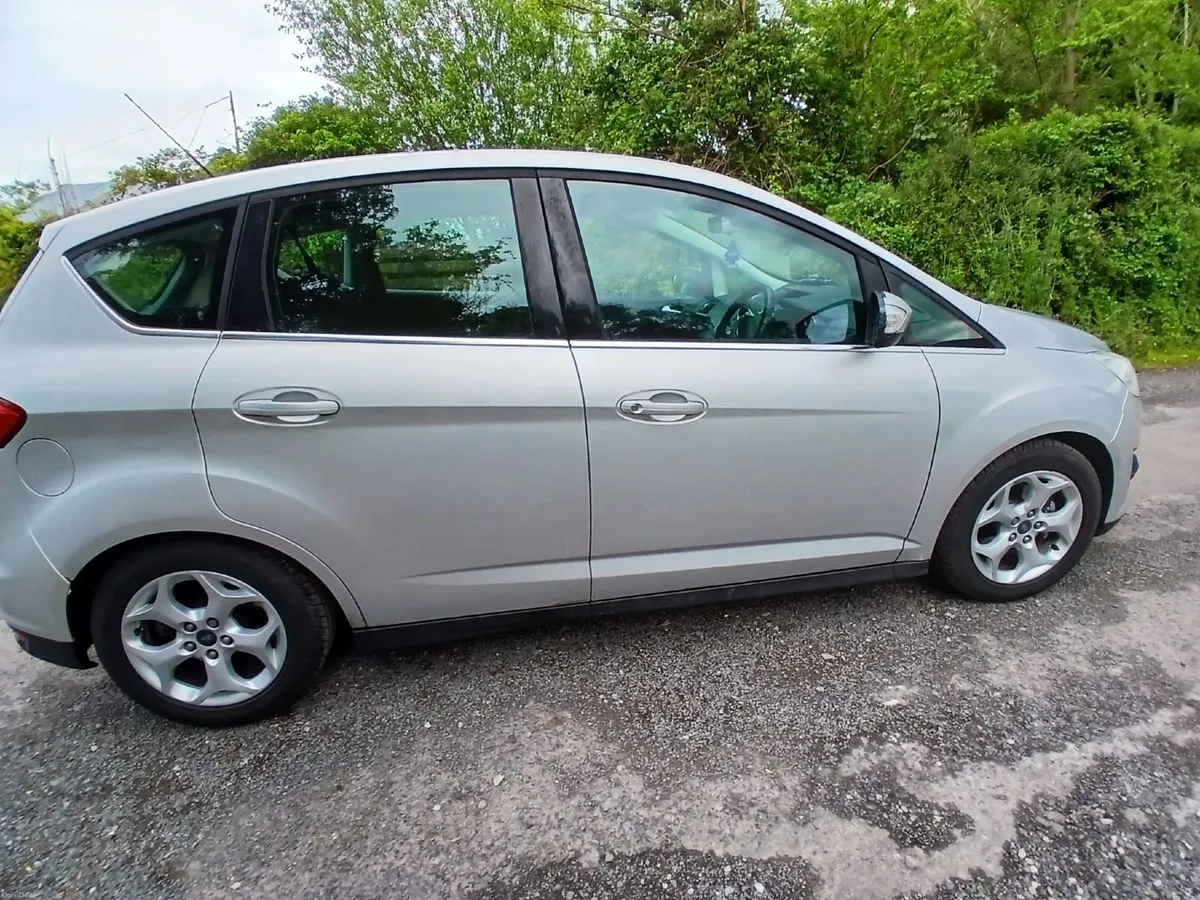 Ford C-Max 2014 - Image 2