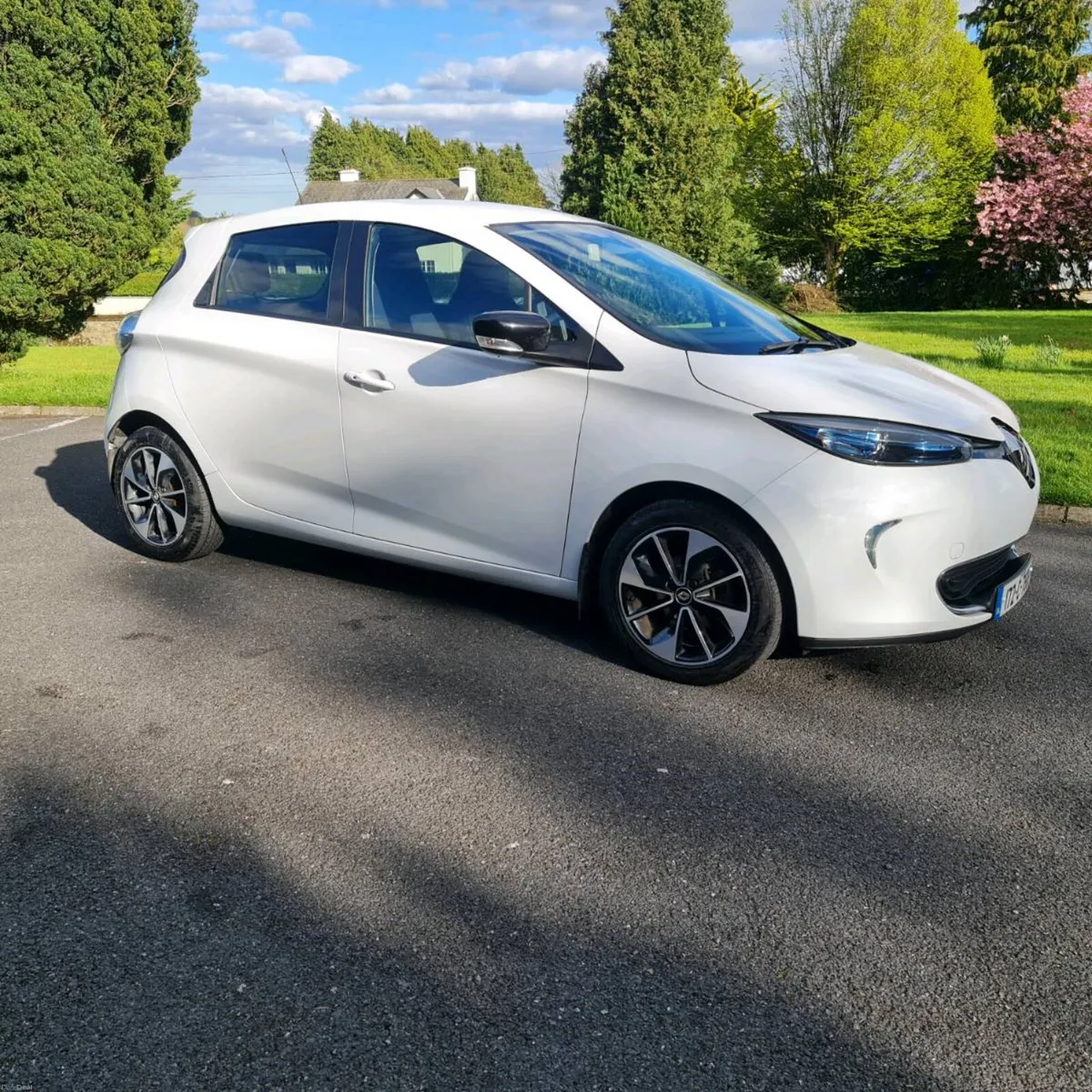 Renault Zoe ZE40 Long Range - Image 1