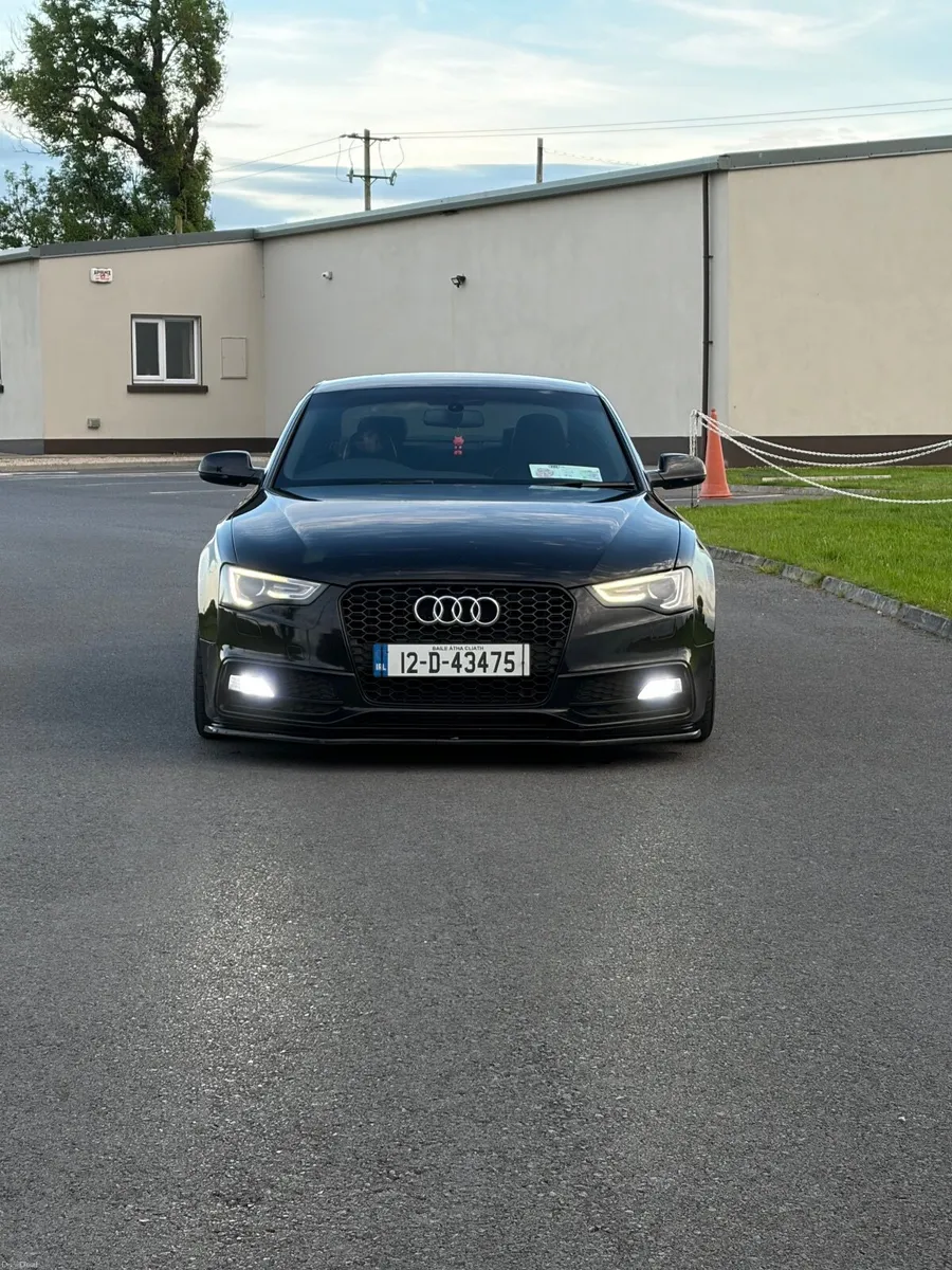 Audi A5 2012 - Image 2