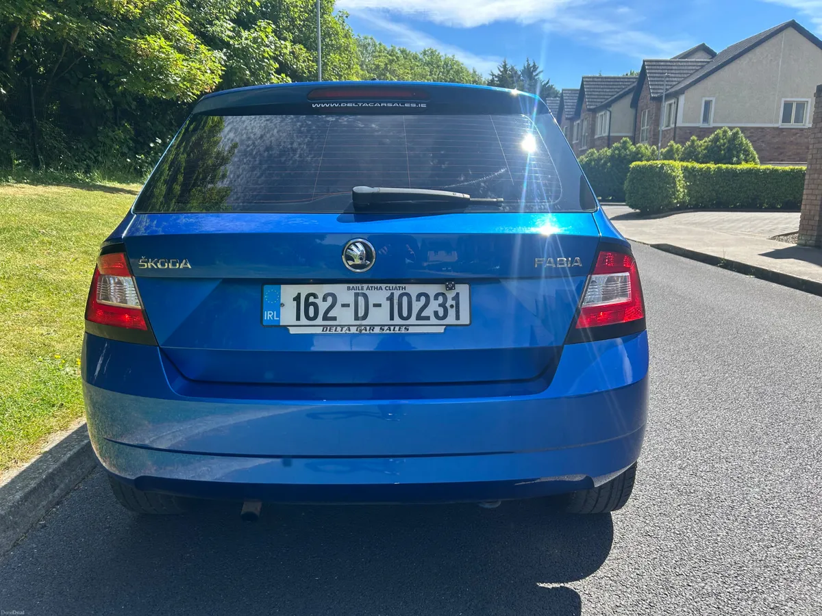Skoda Fabia 2016 - Image 5