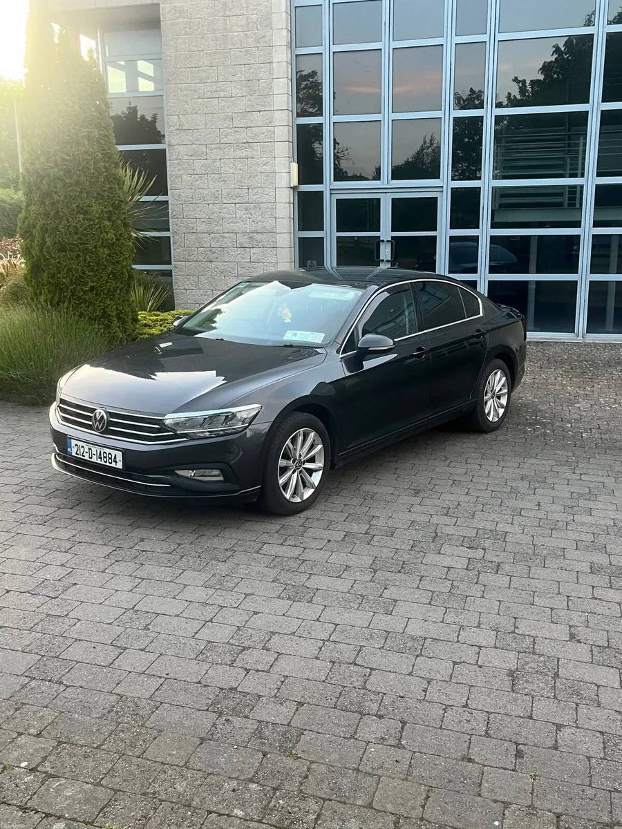212 Volkswagen Passat - Image 4