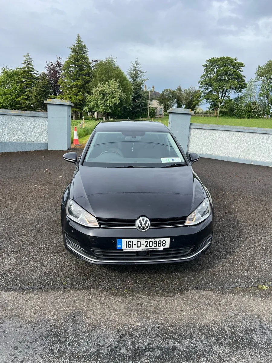 2016 Volkswagen Golf Highline - Image 2